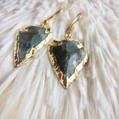 Bloodstone, hand-chiseled into arrowheads and electroformed in gold, each unique and different. A little boho, a little southwest, a little geometric...these will go with so many looks.Made by hand in the USA, and all one of a kind. Earrings measure approximately 1.25" in length and 1/2" to 3/4" in width. Gold fill ear wires.✦ GOLD CARE ✦✧ Warm water and a soft cloth are the best thing you can do to maintain the beauty of your jewelry.✧ Jewelry polishing cloths work great and are non-abrasive.✧ Raw Stone Earring, Raw Stone, Stone Earrings, Ear Wires, Warm Water, You Can Do, Gold Filled, Drop Earrings, Stone