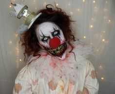 Clown Macabre Makeup, Raven Costume, Scary Clown, Creepy Things, Costume For Women, Cute Clown, Creepy Horror