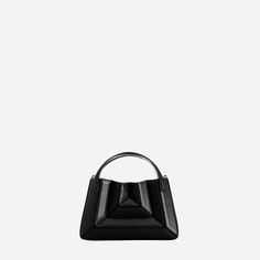 Mix of symmetry and fluid, clean lines, Mini Sera Tote is designed to carry your daily essentials, a large phone (like iPhone Pro Max), mini wallet or cardholder, and lipstick, etc.Its exterior design is a surrealist dream, reminiscent of a maze-like structure protruding outwards, with sharp, clean lines, and a 3D façade. Opening the top handles reveals a suede drawstring top edge, securing your belongings on the go.Folding inwards like an accordion and then stretching outwards to store those la Modern Business Bags With Card Slots, Modern Evening Bag With Card Slots, Modern Evening Bags With Card Slots, Modern Office Bags With Card Slots, Modern Office Bag With Card Slots, Iphone Pro, Drawstring Top, Clutch Pouch, Mini Wallet