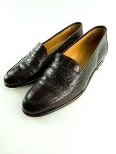 DESCRIPTION: Men's Harrolds Dark Brown Slip On Loafers Shoes Size 8 M CONDITION:  Pre-owned; good condition. Photos have been uploaded to help you form your own opinion of condition.  If additional photos are needed, let us know.  (Smoke Free/Pet Free Home) PAYMENT:  Your prompt payment is appreciated. After 48 hours of claiming an item, if payment is not received, an unpaid item case will open automatically.  SHIPPING: Verify shipping address prior to purchase! We will NOT make changes to shipp Slip On Loafers, Loafers Shoes, 8 M, Loafer Shoes, Loafers Men, Dark Brown, Dress Shoes Men, Oxford Shoes, Dress Shoes