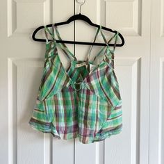 Free People Green Plaid Halter Strappy Tank Top Women's Size X-Small Nwt New With Tags. This Is A Sample Piece. V-Neckline, Strappy, Lightweight. See Photos For Details. Approx. Measurements: Bust: 19.5" Across Length: 22" Offers Welcome, Bundle And Save! Ggg1124 Trendy Spring Crisscross Tops, Casual Cropped Crop Top With Crisscross Straps, Trendy Summer Top With Crisscross Neckline, Trendy Summer Crisscross Top, Trendy Crisscross Top For Summer, Trendy Crisscross Summer Tops, Trendy Summer Tops With Crisscross Shape, Casual Strappy Tank Top For Summer, Green Cotton Tank Top For Beach Season