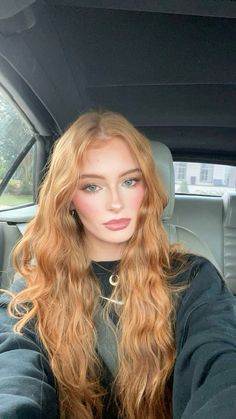 Redhead Baddie Aesthetic, Make Up For Ginger Hair Pale Skin, Neutral Ginger Hair, Ginger Light Hair, Pale Skin Ginger Hair, Light Ginger Hair Strawberry Blonde, Girl With Strawberry Blonde Hair, Ginger Hair Orange, Red Hair With Blue Eyes