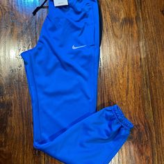 Nwt! Nike Dri-Fit Men's Spotlights Pants-Zd01787 Blue Size S ~Zippered Pocket Blue Sports Pants With Tapered Leg, Blue Tapered Leg Sports Pants, Nike Dri Fit, Dri Fit, Mens Fitness, Nike Men, Mens Pants, Sweatpants, Zipper