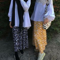 Hijab Syar'i Style, Muslimah Style, Flannel Outfits, Muslim Fashion Hijab Outfits, Hijabi Fashion Casual, Muslim Fashion Hijab, Modesty Fashion