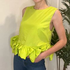 Nwt | Entro | Lime Green Cropped Blouse With Ruffle Detail Size Medium And Photographed In The Listing. Lime Green Sleeveless Casual Top, Casual Lime Green Sleeveless Top, Trendy Lime Green Summer Tops, Lime Green Sleeveless Summer Tops, Sleeveless Lime Green Tops For Summer, Sleeveless Cotton Blouse For Party, Cotton Sleeveless Blouse For Party, Summer Party Blouse With Ruffles, Lime Green Sleeveless Top For Spring