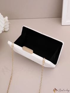 BirdinBag - Stylish White Clutch with Chic Metal Chain White Chain Bag For Formal Occasions, White Party Bag With Chain, Formal White Chain Bag, White Evening Bag With Chain Strap As Gift, White Evening Bag With Chain Strap, White Rectangular Clutch With Chain Strap, White Clutch, Minimalist Pattern, Box Bag