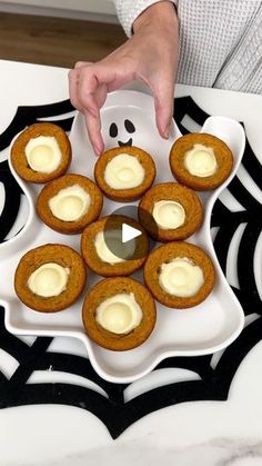 281K views · 1.7K reactions | Upgrade your cookies with this hack! | Upgrade your cookies with this hack!

I make pumpkin cookies with a white chocolate surprise. | By Justine Kameron | This easy cookie hack will be
your new favorite. We're starting off with our pumpkin
cheesecake cookie dough in our greased muffin tin. We're
going to bake that to the instructions on the package.
Right out of the oven, I'm going to grab my white Lindor
chocolates and I'm going to place one Lindor chocolate into
each of our cookies while they're hot. You can use milk
chocolate, white chocolate, or dark chocolate, whatever you
prefer. Once you have a chocolate into each of our
little cookies. We are going to let them sit for about 10 to 15
minutes until they are starting to melt. We are going to go
ahead and Pumpkin Cheesecake Cookies, Snickers Ice Cream, White Chocolate Desserts, Cookie Hacks, Pumpkin Recipes Dessert, No Salt Recipes, Christmas Snacks, Pumpkin Cookies, Pumpkin Cheesecake