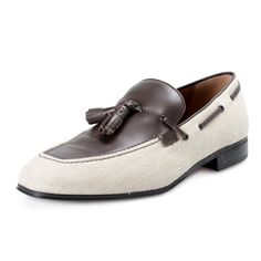 Salvatore Ferragamo Men's Faggio 4 Beige Canvas Leather Penny Loafers Shoes Country/Region Of Manufacture: Italy Retail Value: $695.00 This Is Authentic Salvatore Ferragamo Men's Faggio 4 Beige Canvas Leather Penny Loafers Shoes Sku: Shoes-3969 Material: Canvas / Leather Insole Model: Faggio 4 0662314 Designer Tassel Loafers With Leather Sole, Beige Moccasins For Business, Formal Loafers With Leather Trim And Round Toe, Beige Oxfords For Business, Leather Tassel Loafers With Contrast Sole And Round Toe, Formal Leather Tassel Loafers With Contrast Sole, Leather Loafers With Round Toe And Leather Trim, Salvatore Ferragamo Men, Ferragamo Men