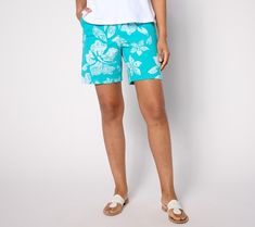 A simple-yet-stylish short you can wear to the beach, the barbecue, or the baseball game, these beautiful bottoms stop just above the knee and feature a fabulous floral print. From Denim & Co.® Fashions. French Terry Shorts, Baseball Game, Baseball Games, By The Beach, Beach Print, Above The Knee, Short Pants, Fashion Pants, French Terry