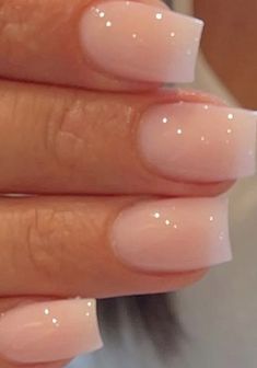 Clear Gel Nails Ideas, Natural Nail Designs For School, Short Solar Nails, Acrylic Nails Ideas Squoval, Petite French Tip Nails, Short Clean Acrylic Nails, Natural Nails Acrylic Short, Short Square Neutral Nails, Natural Nails For School