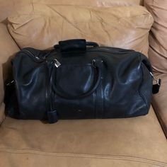 Coach Duffle Bag You Can See In The Foto How The Condition Is In Coach Duffle Bag, Coach Duffle, Bags Coach, Coach Bags, Duffle Bag, Bag Lady, Women Shopping, Black, Color