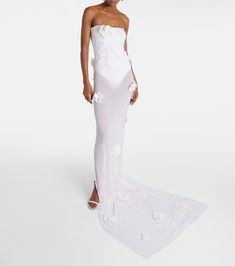 Embroidered silk-blend mousseline maxi dress in white - Jacquemus | Mytheresa Spring Sunglasses, Drape Maxi Dress, Made In Romania, Maxi Jersey Dress, Lace Maxi Dress, White Maxi Dresses, High End Fashion, Embroidered Silk, Scarf Hairstyles