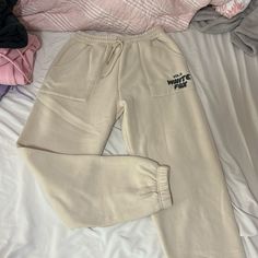 Never Worn!!! Yellow Sweatpants, Sweatpants White, Jnco Jeans, Boutique Pants, Sweatsuit Set, Nike Tennis Dress, White Fox Boutique, Workwear Jacket, Black Sweatpants