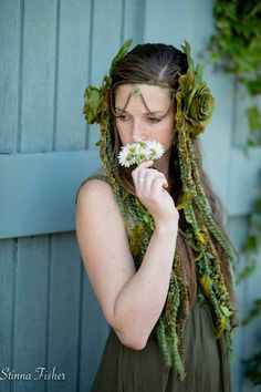 Dryad Costume, Fairy Headdress, Flowers In Her Hair, Flower Headpiece, Maquillage Halloween