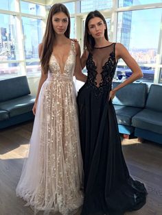 prom dresses,prom dress,champagne prom dresses,long prom dresses,2017 prom dresses,sexy v-neck prom dresses,party dresses,lace party dresses,champagne party dresses,vestidos,fashion,women fashion Nikkah Dress, 파티 드레스, A Line Prom Dresses, Prom Dresses Online, Vestidos Prom, Evening Party Dress, Tulle Lace, 여자 패션