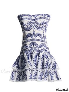 OliviaMark - Verführerisches, monochromes, besticktes, trägerloses Kleid mit Ausschnitt und gerafftem Saum Megan Dress, Elegant Dresses Short, Flounce Skirt, Hem Design, Dress Crafts, Mode Ootd, Ruffle Mini Dress, Blue Outfit, Strapless Mini Dress