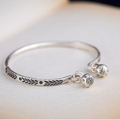 Silver Bracelets Designs For Women, Silver Bangles Design, Gold Bracelet Bangle Jewelry, Silver Hand Bracelet, Jhumka Design, Silver Bracelet Designs, Silver Bracelet For Women, Hand Jewellery, Bangles Silver