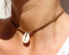 Brown leather and cowrie shell necklace - leather lace necklace - choker necklace - summer jewelry - Handmade Ceramic Jewelry, Lace Choker Necklace, Festival Necklace, Cowrie Shell Necklace, Ethnic Chic, Nickel Free Jewelry, Necklace Leather, Brown Necklace, Lace Necklace