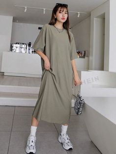 DAZY Solid Drop Shoulder Tee Dress | SHEIN USA Long Dress Tshirt Outfits, Grey Outfits For Women Summer, Tee Shirt Dress Outfit Summer, Cute Modest Fashion, Long Tshirt Dress Outfit, T-shirt Dress, Long T Shirt Dress Outfit, Tee Shirt Dress Outfit, T Shirt Dress Outfit