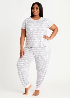 Cute, cozy, and covered with your favorite-animal print, how can anyone resist these fashion-savvy plus size pajamas by Pillow Talk? Sleep Sets, Plus Size Joggers, Set Plus Size, Plus Size Sleepwear, Plus Size Pajamas, Pajamas Sets, Favorite Animal, Pillow Talk, Ashley Stewart