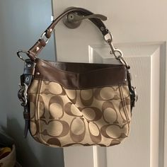 Brand New Never Used Before Coach Purse Vintage Coach Shoulder Bag, Tan Purse, Daypack Backpack, Vintage Coach Bags, Bags Coach, Purple Suede, Coach Crossbody, Coach Shoulder Bag, Coach Crossbody Bag