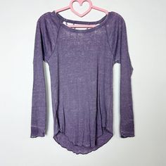 Chaser Nwt Vintage Ribbed Long Sleeve Cut Out Back Top Wisteria Purple Sz Medium This Item Is A Chaser Sample. Some Features May Vary From Retail Versions. Materials Tag Missing. New With A Tag Size: Medium Color: Wisteria/Purple (Colors May Photograph Differently Under Studio Lighting) Purple Top For Spring Layering, Spring Stretch Mauve Tops, Stretch Mauve Tops For Spring, Purple Cotton Top For Layering, Spring Purple Crew Neck Top, Purple Crew Neck Top For Spring, Heather Stretch Long Sleeve Top, Heather Long Sleeve Stretch Top, Trendy Heather Long Sleeve Tops