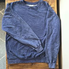 Womens U.S Vintage Collection Navy Blue Sweatshirt Size M - Slightly Oversized Never Worn Super Cute Distressed Vintage Look! Womens Oversized Sweatshirts, Navy Blue Sweatshirt, Blue Sweatshirt, Oversized Sweatshirt, Vintage Look, Vintage Looks, Vintage Collection, Sweatshirts Women, Color Blue