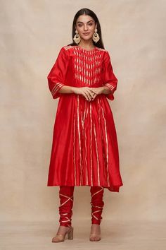 Red chanderi pleated kaftan with gota embroidered sleeve hem. - Aza Fashions Kaftan Pattern, Kaftan Women, Kaftan For Women, Embroidered Kaftan, Aza Fashion, Three Quarter, Types Of Sleeves, Custom Made, For Women