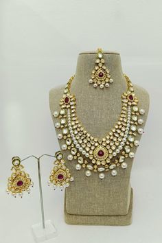 Necklace Silver Pooja Items, Glass Bangles, Silver Toe Rings, Gold Chain With Pendant, Kundan Necklace, Kundan Earrings, Kundan Necklaces, Face Light, Necklace And Earrings Set