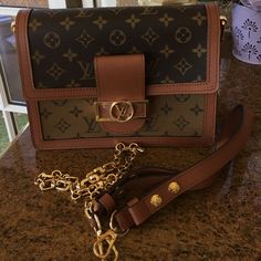 Brand New Only Used Once Has Been Sitting For A Year Real Louis Vuitton Luxury Brown Shoulder Bag With Branded Hardware, High-end Brown Bag With Turn-lock Closure, Designer Brown Shoulder Bag With Turn-lock Closure, Brown Monogram Canvas Shoulder Bag With Turn-lock Closure, Brown Monogram Canvas Bag With Turn-lock Closure, Real Louis Vuitton, Louis Vuitton Purse, Bags Louis Vuitton, Louis Vuitton Bags