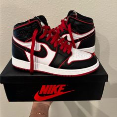 Air Jordan 1 Retro High Og Bg 'Bloodline' Size 4 Us Youth's (New) With Box Air Jordan 1 Retro High Og, Air Jordan 1 Retro High, Kids Jordans, Air Jordan 1 Retro, Jordan 1 Retro High, Jordan 1 Retro, Air Jordan 1, Jordan Shoes, Jordan 1