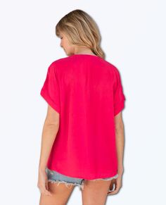 An unbelievably soft and silky hand feel elevates this classic short sleeve top. Featuring a cuffed sleeve, a flattering v-neckline, and a flowy, relaxed fit. Try it loose over jeans for a cool and casual vibe, or tuck it into trousers for a polished look. Silky crepe Relaxed fit V-neckline Short cuffed sleeve Banded collar Split neckline Bohemian top Model is 5'9, wearing a size S. 62% Acetate, 38% Viscose Bohemian Top, Cuffed Sleeve, Bohemian Tops, Band Collar, Top Model, Polished Look, Cuff Sleeves, Short Sleeve Top, Try It