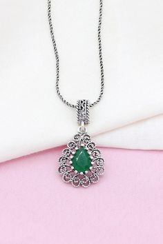 Our product is made of 925 sterling silver. It is embroidered with filigree art. All of our product is handcrafted. Root emerald stone was used in the making of the product. The average weight of the necklace (including the chain) is 4 grams. Pendant length: 3 cm, width: 1.5 cm. 45 cm long, 1 mm thick silver chain is sent with the product. Sterling Silver Teardrop Pendant With Intricate Design, Intricate Teardrop Pendant Necklace As Gift, Teardrop Pendant Necklace With Intricate Design For Gift, Traditional Sterling Silver Teardrop Pendant Necklace, Ornate Silver Teardrop Necklace, Silver Emerald Teardrop Necklace, Silver Emerald Necklace With Intricate Design, Handmade Elegant Sterling Silver Emerald Necklace, Handmade Elegant Emerald Necklace In Sterling Silver