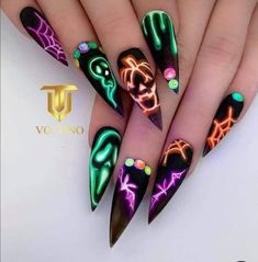 Gothic Summer Nails, Summer Goth Nails, June Nails, Witchy Nails, Nails Arts, Gothic Nails, Goth Nails