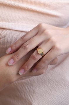 STANDARD ∙ SIGNET ∙ R I N G D E T A I L S A classic oval/circle ring with your actual handwriting/fingerprint   * Material: Sterling Silver, 14K Gold Filled , 14K Rose Gold Filled or 14K solid gold  (Gold Filled is made of thick 14k gold or rose gold layered on .925 sterling silver.) * Standard Oval: 10x8mm This ring can be customized with your actual fingerprint or signature. Maximum 1-3 word on this necklace. You can send us the picture of handwriting via Etsy conversation If you have any ques Everyday Oval Engraved Ring With Initials, Everyday Engraved Oval Ring With Initials, Vintage Initial Ring For Promise, Oval Engraved Initial Ring, Everyday 14k Gold Signet Ring, Everyday Engraved Oval Initial Ring, Oval Initial Ring For Promise Occasion, Oval Initial Ring For Promise, Vintage Oval Engraved Ring For Everyday