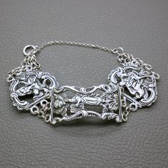 Antique 835 Silver Bible Clasp Bracelet with Figural Scenes - 1800s Victorian Style Dutch Heritage Jewelry - KW7 1800s Jewelry, Dutch Heritage, Heritage Jewellery, Antique Bracelets, Clasp Bracelet, Bracelet Clasps, Modern Outfits, Victorian Style, Chain Link Bracelet