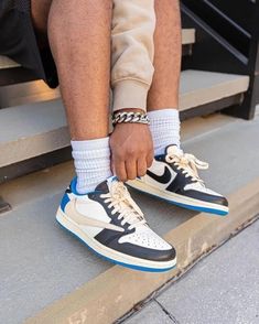 Jordan 1s Low, Jordan 1 Low Fragment, Jordan 1s Outfit, Jordan Shoes For Sale, Sneakers Wallpaper, Custom Sneakers Diy, Drip Drip