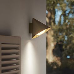 Modern Waterproof Minimalist Bell LED Outdoor Wall Sconces Lighting Brass Wall Lamp Barn Lights Patio – Flyachilles Mid Century Outdoor Lighting, Mcm Cabin, Modern Outdoor Lights, Exterior Sconces, Modern Exterior Lighting, Exterior Wall Light Fixtures, Front Porch Lighting, Barn Lights, Lights Patio