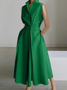 Sleeveless Solid Color Lapel Midi Dresses GREEN-S Stylish Midi Dress, Mom Fashion, Minecraft Party, Neckline Dress, V Neck Midi Dress, Shirt Dress Casual, Dress Shirts For Women, Necklines For Dresses, Green Midi Dress