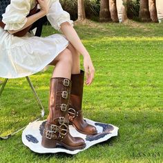 Lasaky - Vintage Western-style High Heel Boots with Belt Buckle and Increased Height Womens Belt Buckles, Botas Western, Rough Heels, Casual Luxury, Tall Leather Boots, Loafers Style, Brown Heels, Buckle Boots, High Leg Boots