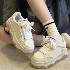 ADVBRIDGE Kawaii Platform Sneakers Casual Vintage White Women's Sports Shoes Vulcanize Cute Lolita Chunky Tennis Female Korean Footwear Korean Footwear, Cute Platform Sneakers, Tenis Retro, Army Boots, Womens Mary Janes, Fur Shoes, Estilo Preppy, Sport Shoes Women, Girly Shoes