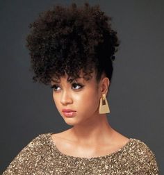 The holiday season is here, this means lots of parties, outings, get together and events. In today's post, I want to share 12 beautiful holiday natural Night Hairstyles, Natural Hair Tutorials, Beautiful Natural Hair, Pelo Afro, Natural Hair Beauty, Natural Hair Updo, Afro Hair, Natural Hair Inspiration, Penteado Cabelo Curto