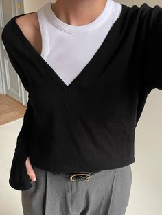 Remake Getaway V-neck Top Black - Black Black Long Sleeve V-neck Sweater For Layering, Chic Long Sleeve V-neck Top For Layering, Elegant Oversized V-neck Sweater, V-neck Long Sleeve Top For Layering In Fall, V-neck Long Sleeve Top For Fall Layering, Fall V-neck Long Sleeve Top For Layering, Fall Long Sleeve V-neck Top For Layering, Black Long Sleeve V-neck Top For Fall, Winter Layering V-neck Long Sleeve Top