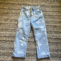 Floral Print Full Length Jeans Size: 4 No Rips Stains Etc. (They Are Brand New) Day Of Or Next Day Shipping Always! Willing To Negotiate!! ** If You Bundle Two Or More Of My Items I’ll Drop The Price Exponentially & Give You A Great Deal Jeans Urban Outfitters, Full Length Jeans, Urban Outfitters Jeans, Print Jeans, Brand New Day, Printed Jeans, Flower Print, Colored Jeans, Flower Prints