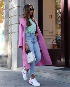 Blue jeans, mint t-shirt, pink coat, Nike white and pink sneakers Pink Coat, Fashion Mistakes, Fashion Images, 10 Pounds, Colourful Outfits, Mode Inspiration, Outfits Casuales, Colorful Fashion