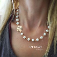 "This beautiful, freshwater pearl necklace will be featuring your script initials in pretty script font. Great personalized git for wedding, Mother's day, formal dress or just a personal keepsake. Designs by Keti Sorely.  Pearl color: white Creation method: cultured Pearl size: 8 mm round Monogram size: optional from 1/2\" or 3/4\" Chain length - optional from 14\" to 18\" ---------Longer chain---- Please see this link to order longer chain: https://www.etsy.com/listing/157028013/chain-extension Pretty Script Fonts, Round Monogram, Rose Gold White, Freshwater Pearl Necklace, Wedding Jewellery Necklace, Freshwater Pearl Necklaces, Initial Charm, Pearl Color, Pearl Size