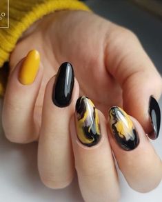 Ocean Nail Art, Yellow Nail Art, Matte Nail Art, Yellow Nail, Stiletto Nail Art, Stiletto Nails Designs, Super Nails, Nail Swag