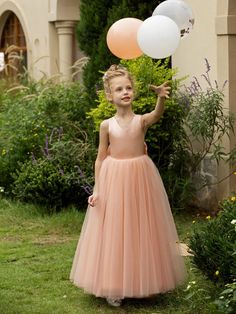 V-Neck Sleeveless Tulle Flower Girl Dresses with Satin Bowknot-Lavetir Skirt Satin, First Communion Dresses, Tulle Flower Girl, Party Dresses Online, Tulle Flowers, Flower Girl Dresses Tulle, Communion Dresses, Blush Roses, Wedding Party Dresses