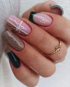 Nail Art Noel, Winter Nails Acrylic, Cute Christmas Nails, Christmas Nails Easy, Christmas Gel Nails, Classic Nails, Christmas Nails Acrylic