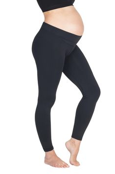 Seamless construction for superior comfort and fit High rise for the belly with foldover option Inseam 25″ Machine Cold Water Wash Hang Dry 85% polyamide, 15% elastane Maternity Winter, Prenatal Workout, Pregnancy Yoga, Growing Belly, Maternity Leggings, Hanging Dryer, Seamless Leggings, Yoga Leggings, Leisure Wear